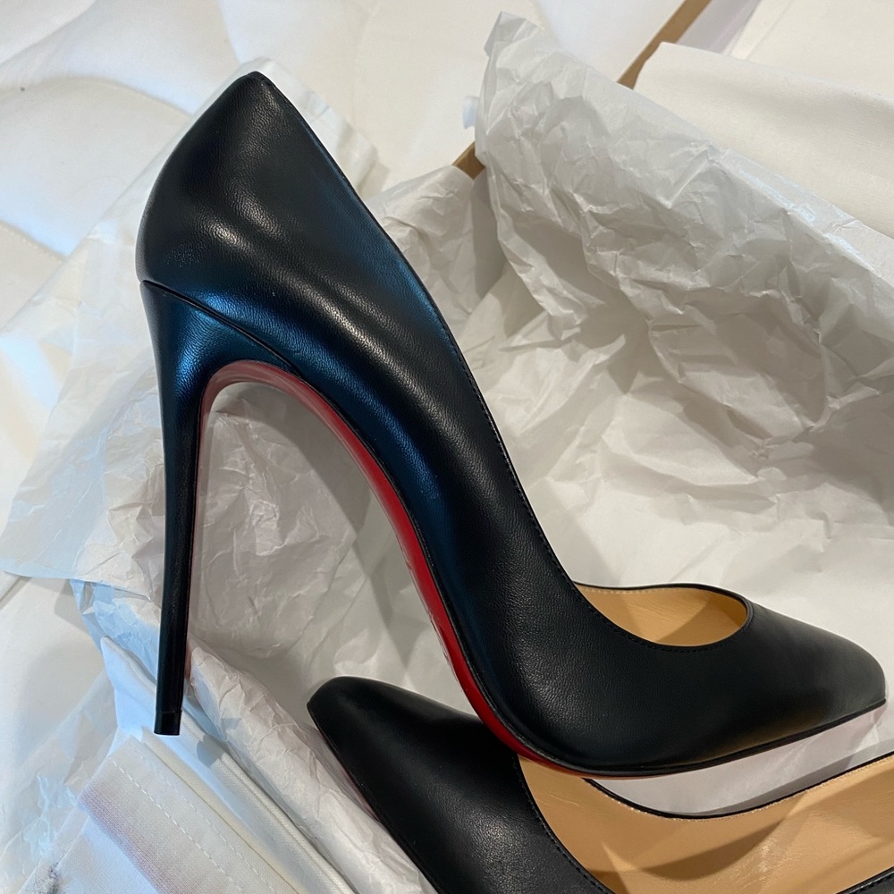 Pigalle Follies Leather 100MM High heel pump red sole
